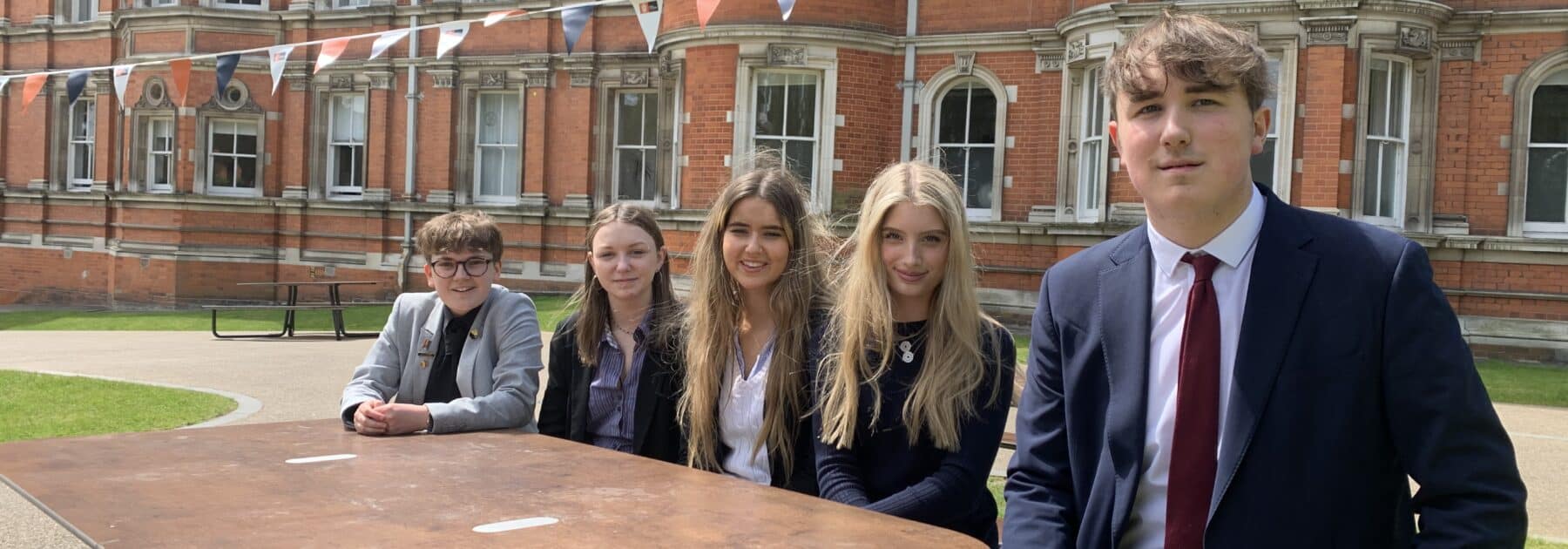 Caterham Wins Gold at Royal Holloway National Psychology Competition